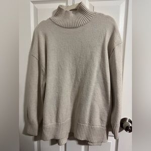 Oversized turtle neck sweater